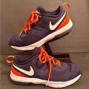 Men's Nike Air Max Typha 2 NFL Denver Broncos shoes in navy and orange size 7